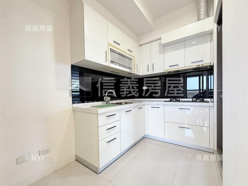 華友聯高樓亮美三房平車房屋室內格局與周邊環境