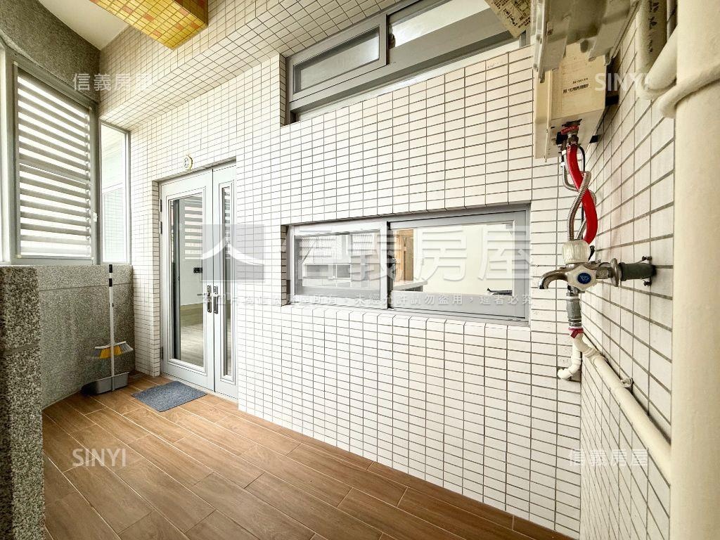 綠園道★帝星兩房兩衛車位房屋室內格局與周邊環境