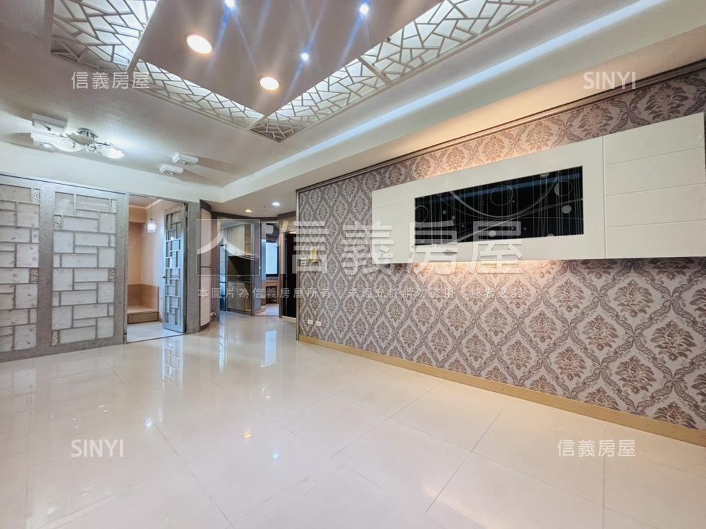 近捷運美麗殿三房平車讚房屋室內格局與周邊環境