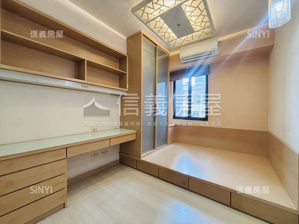 近捷運美麗殿三房平車讚房屋室內格局與周邊環境