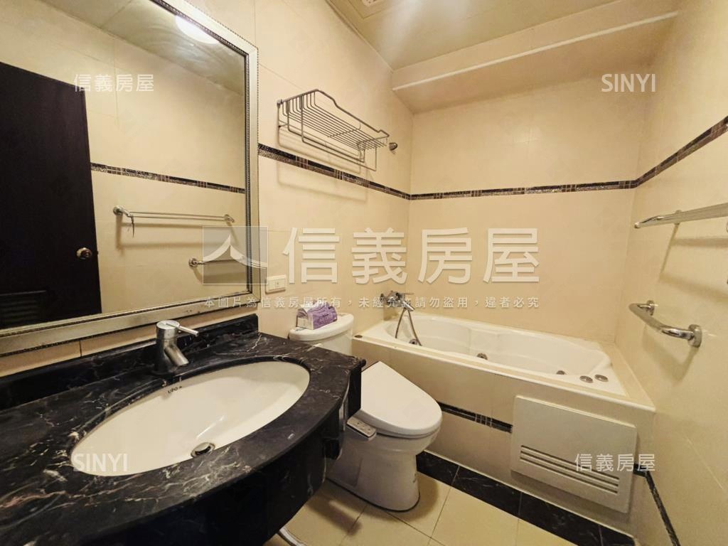 近捷運美麗殿三房平車讚房屋室內格局與周邊環境