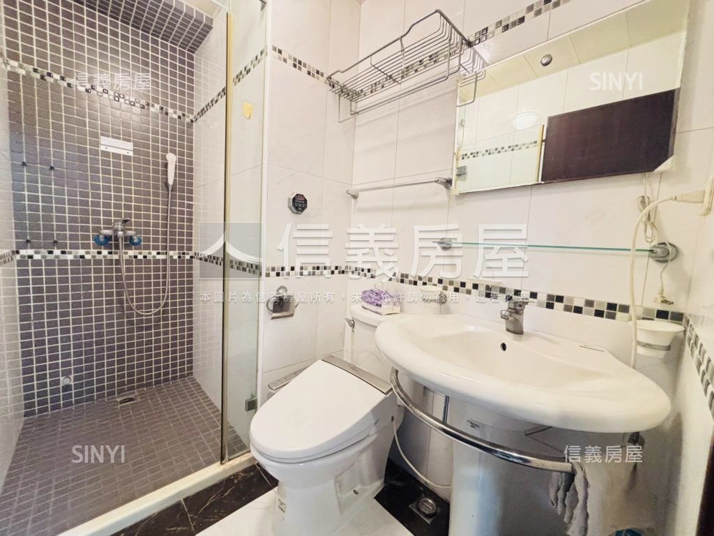 近捷運美麗殿三房平車讚房屋室內格局與周邊環境