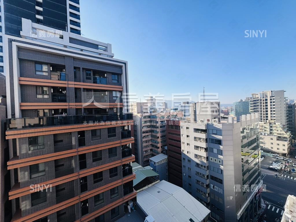 近捷運美麗殿三房平車讚房屋室內格局與周邊環境