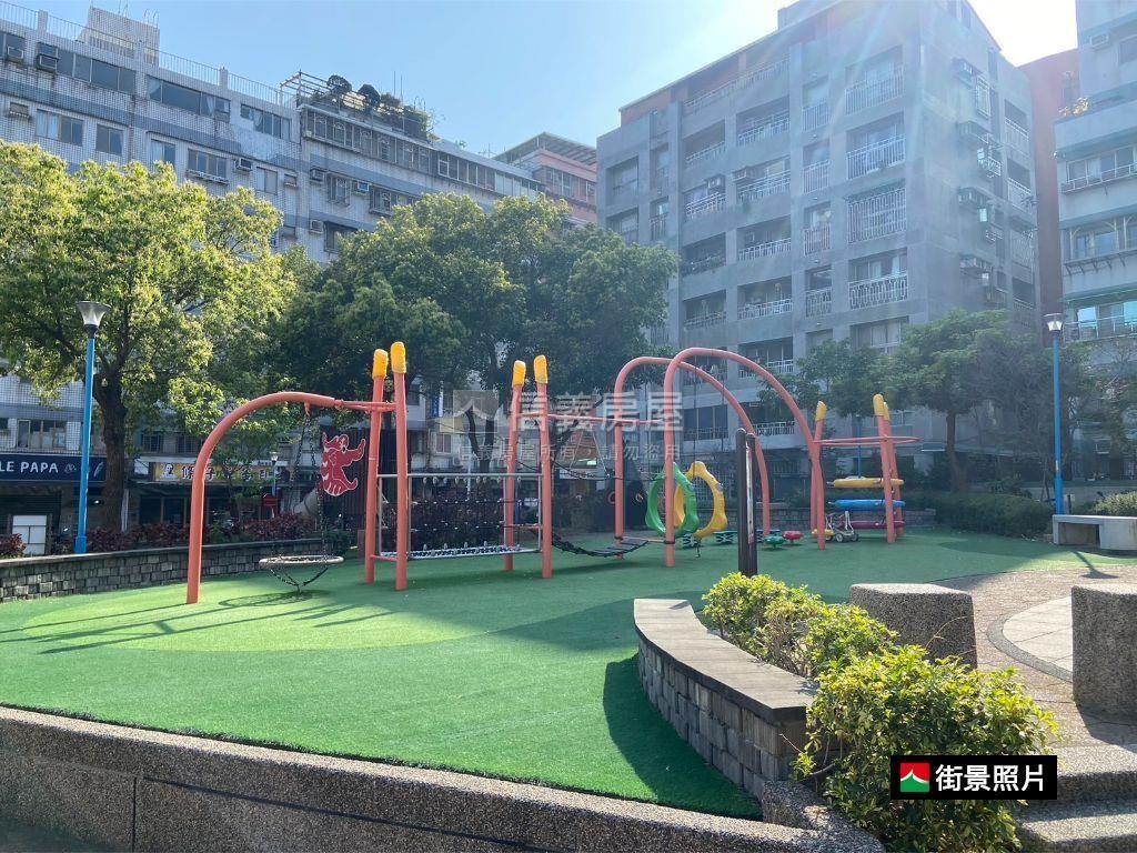 『山海第一景』淡水河畔房屋室內格局與周邊環境