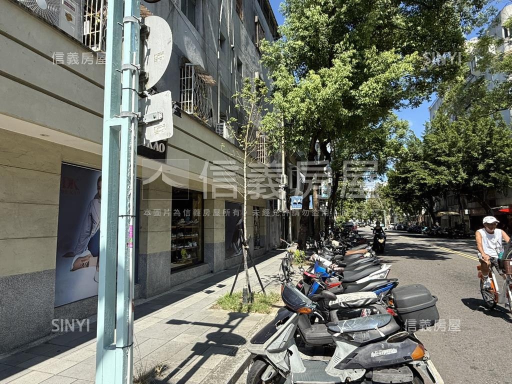 正民生東路黃金連鎖店面房屋室內格局與周邊環境