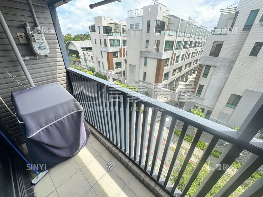 水交社質感裝潢兩房平車房屋室內格局與周邊環境