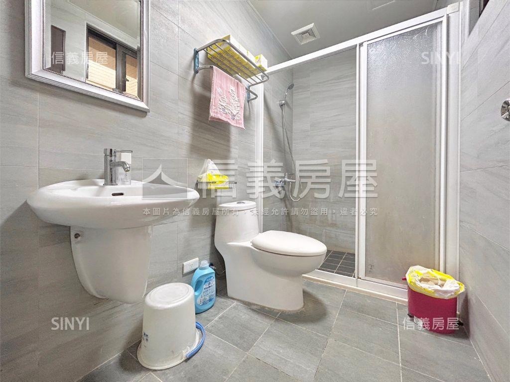 陸光豪墅社區型透天房屋室內格局與周邊環境
