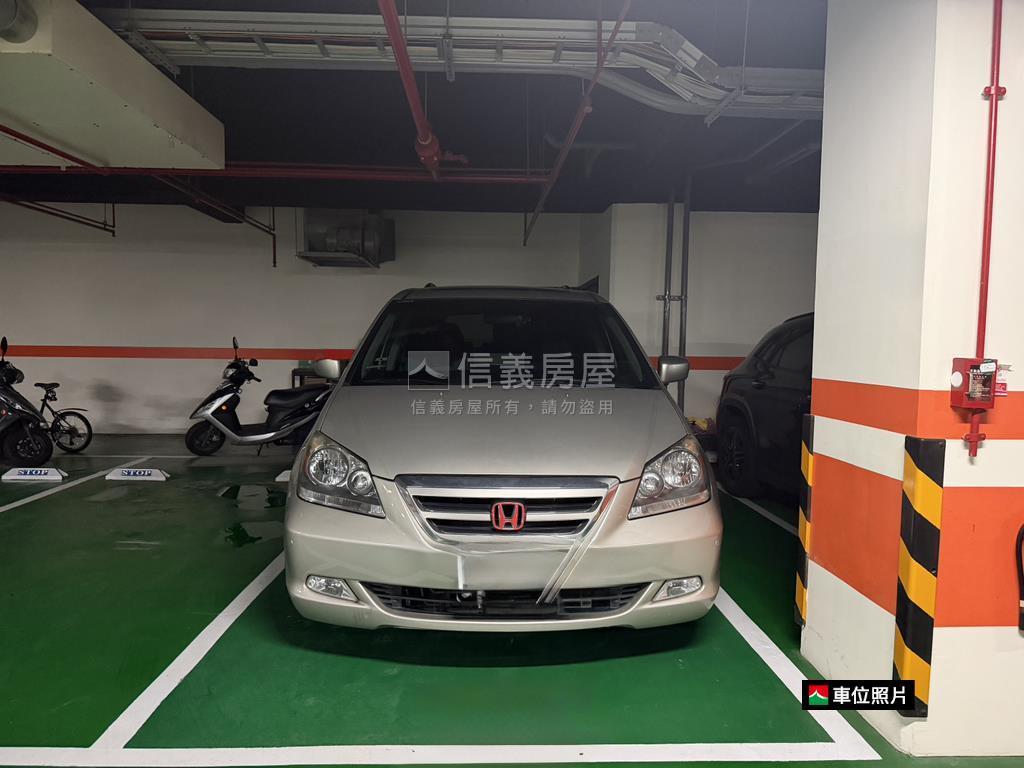 伴山景觀三房庭院戶房屋室內格局與周邊環境