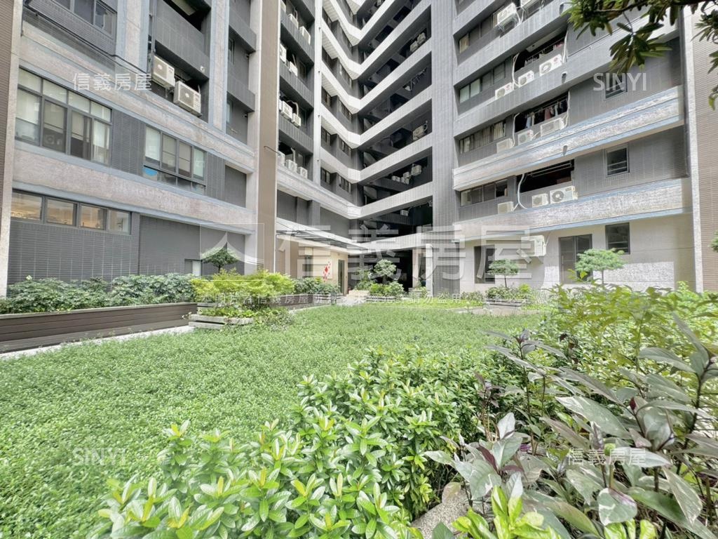 近未來１０１捷運三房平車房屋室內格局與周邊環境