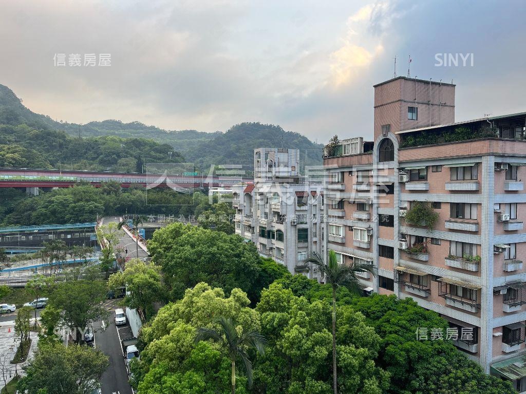 醉夢溪畔電梯美景樓中樓房屋室內格局與周邊環境