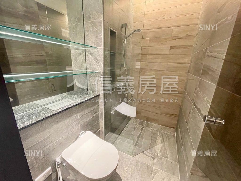 禾林２高級質感套房＋車位房屋室內格局與周邊環境