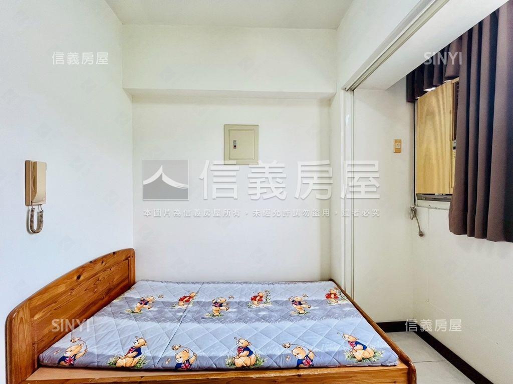 勤益科大電梯套房屋主誠售房屋室內格局與周邊環境