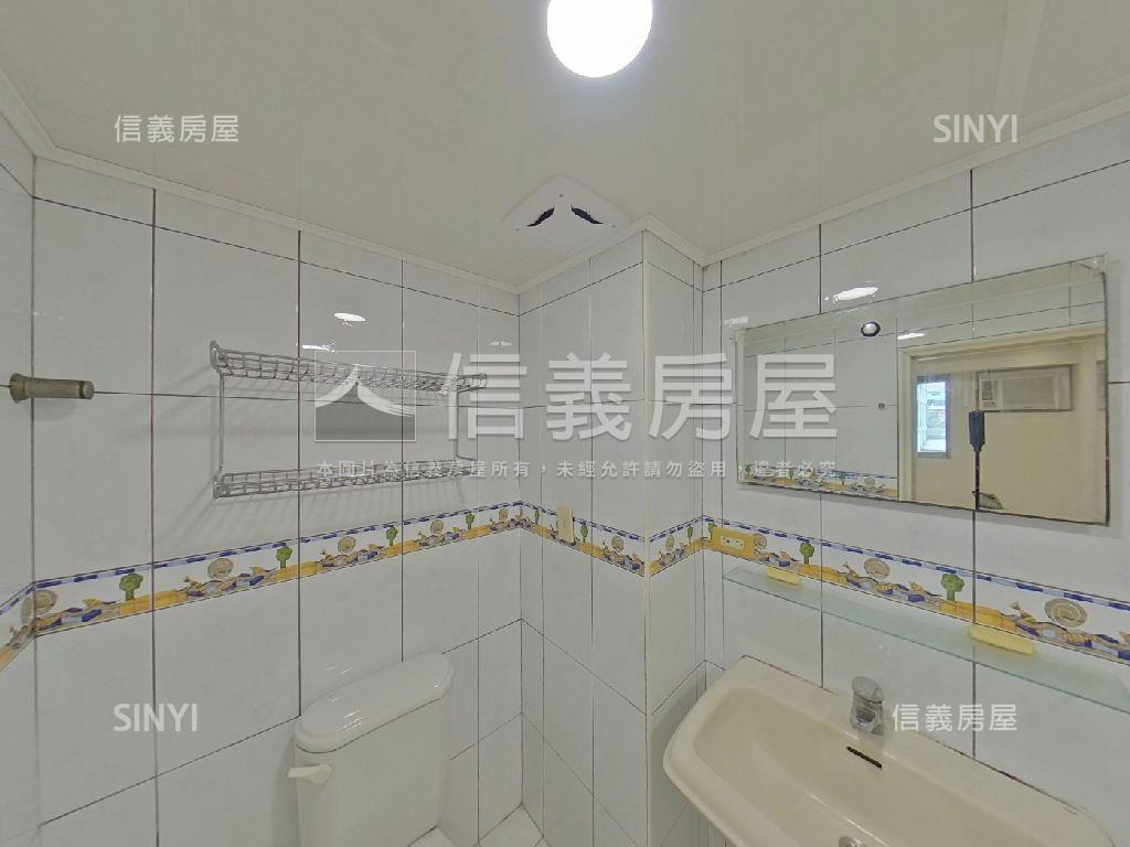 遠見大三房有車位房屋室內格局與周邊環境