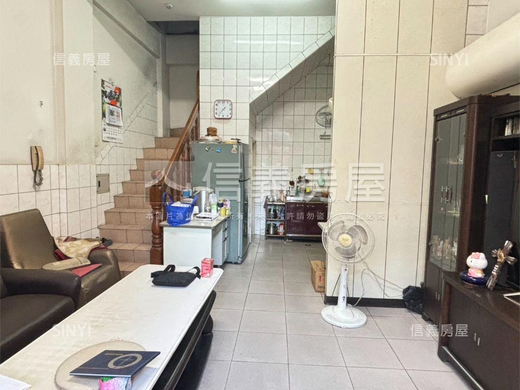 臺灣大道旁低總價土地房屋室內格局與周邊環境