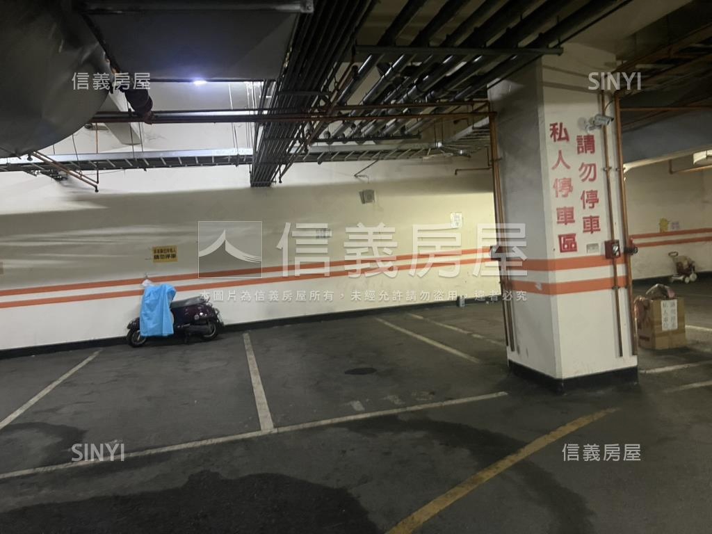 長億城珍藏３房平車房屋室內格局與周邊環境