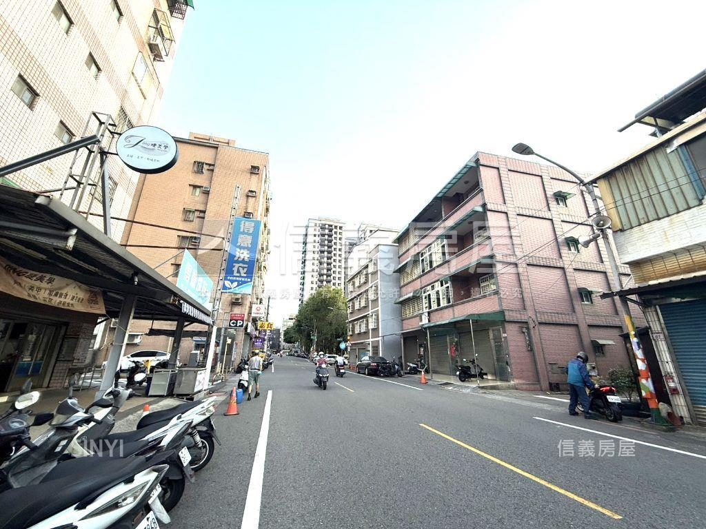 車站大面寬發財金店面房屋室內格局與周邊環境