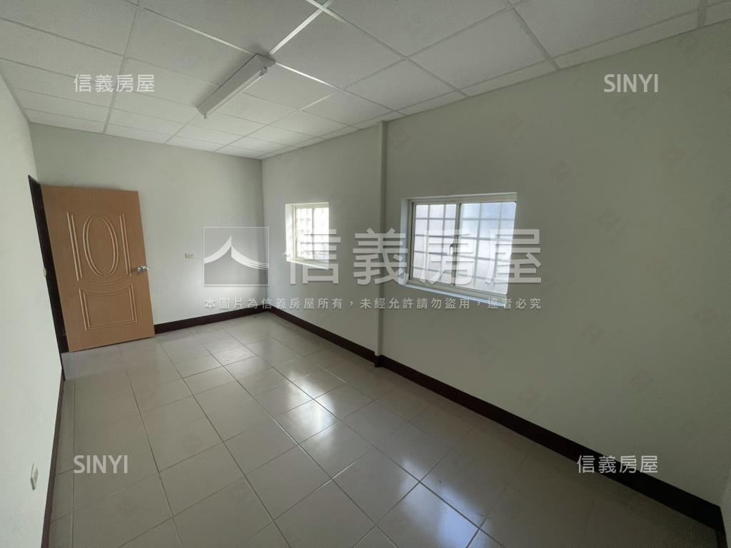 台鳳新整理透天房屋室內格局與周邊環境