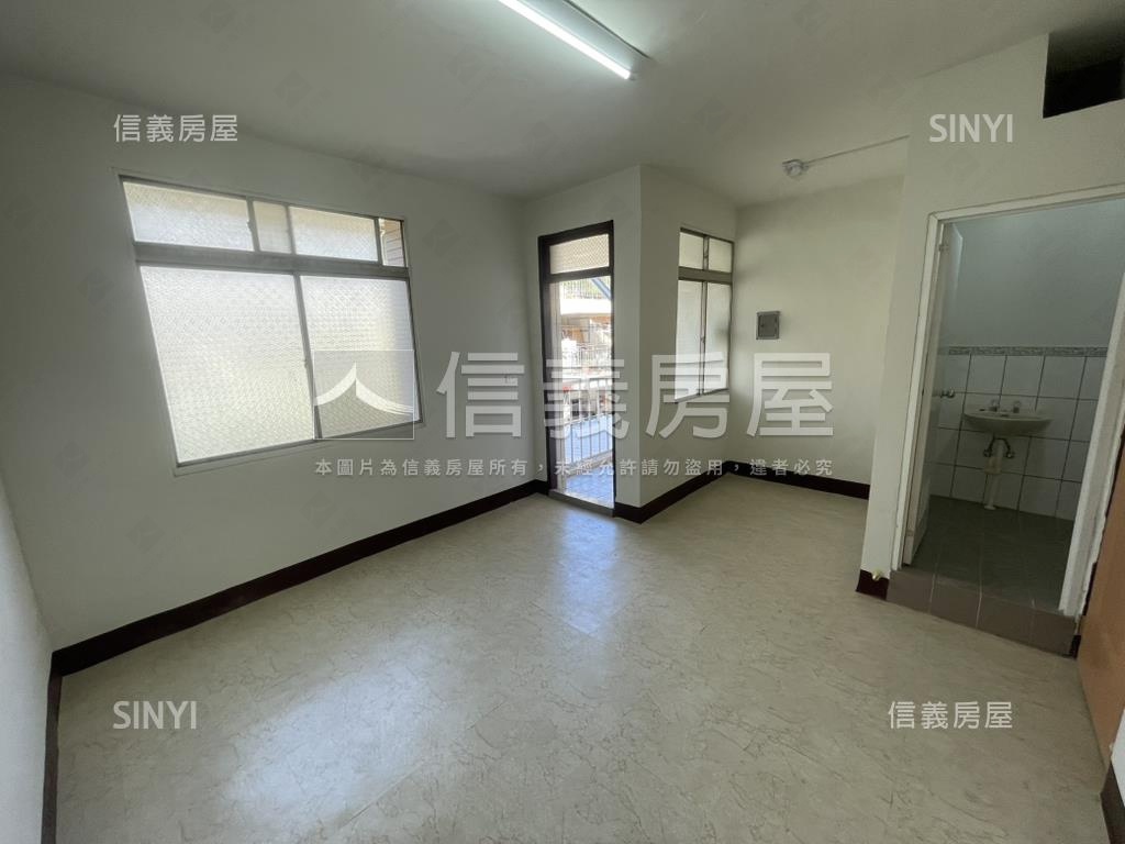 台鳳新整理透天房屋室內格局與周邊環境