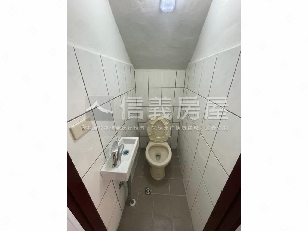 台鳳新整理透天房屋室內格局與周邊環境