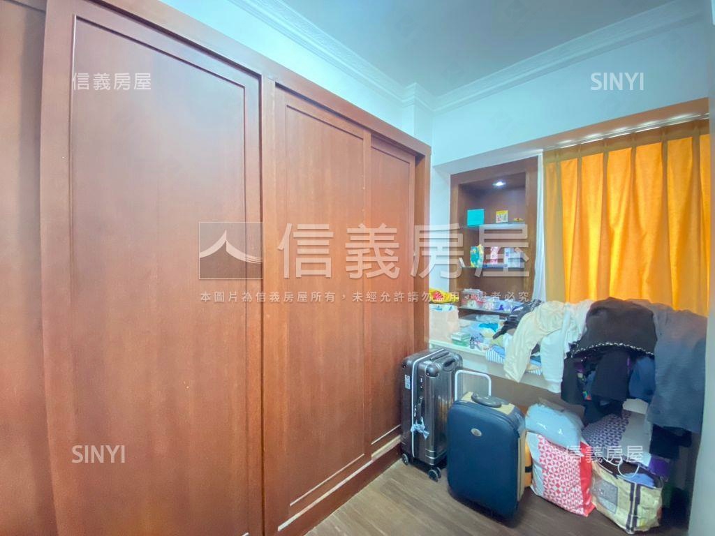 降價◆高樓視野三房附車位房屋室內格局與周邊環境