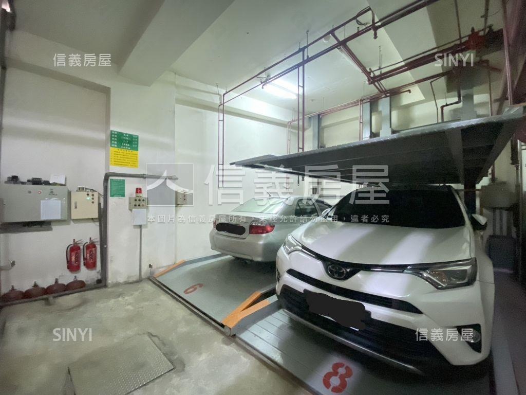 降價◆高樓視野三房附車位房屋室內格局與周邊環境