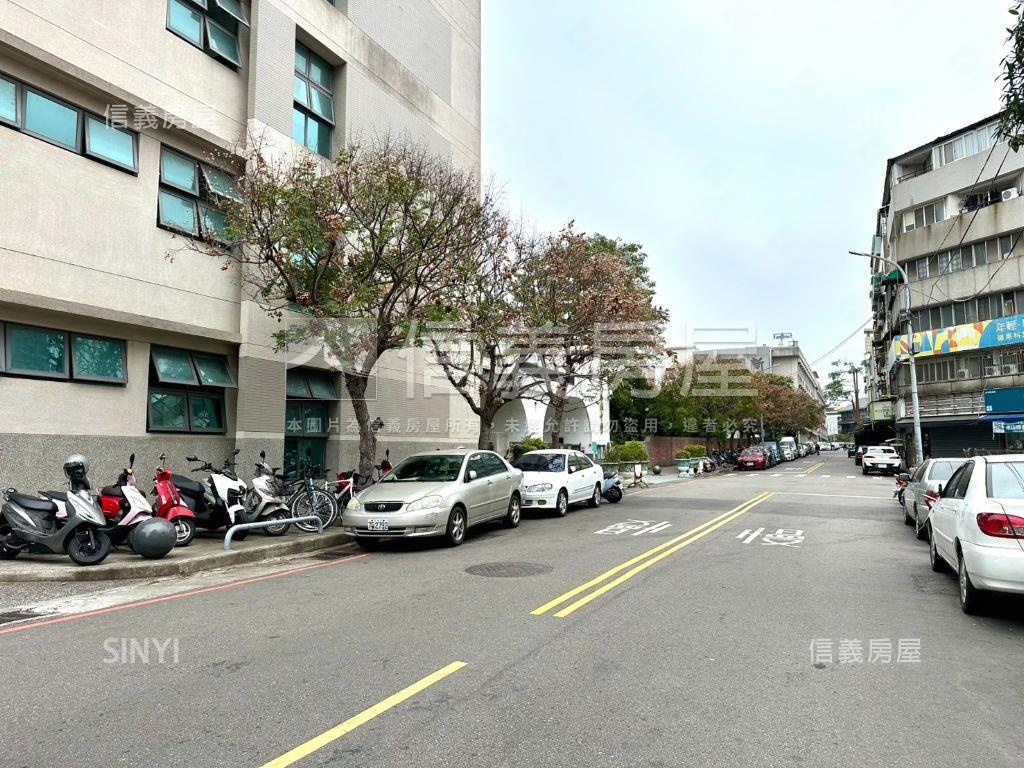 近一中高投報電梯華廈房屋室內格局與周邊環境