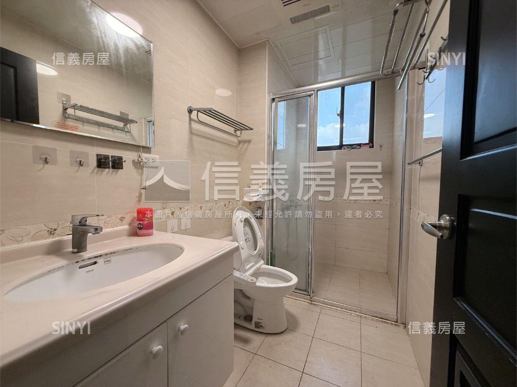 龍騰御璽兩房車位房屋室內格局與周邊環境