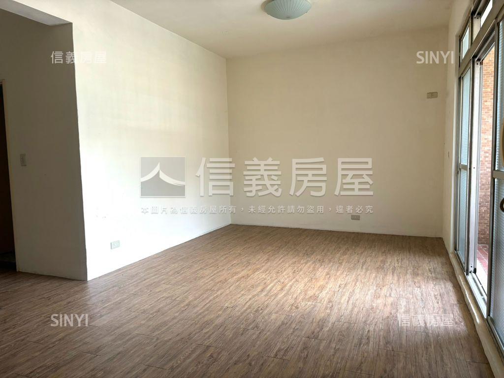 採光邊間大空間亮麗３房房屋室內格局與周邊環境
