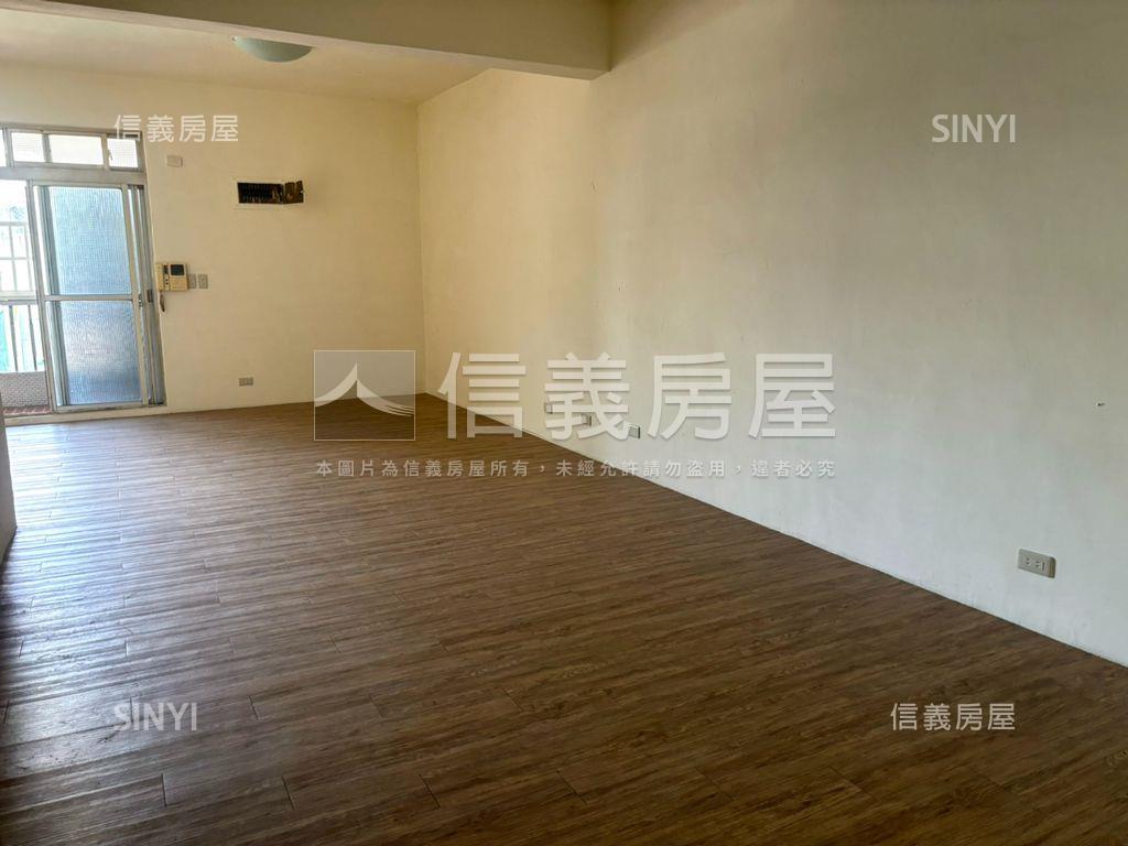 採光邊間大空間亮麗３房房屋室內格局與周邊環境
