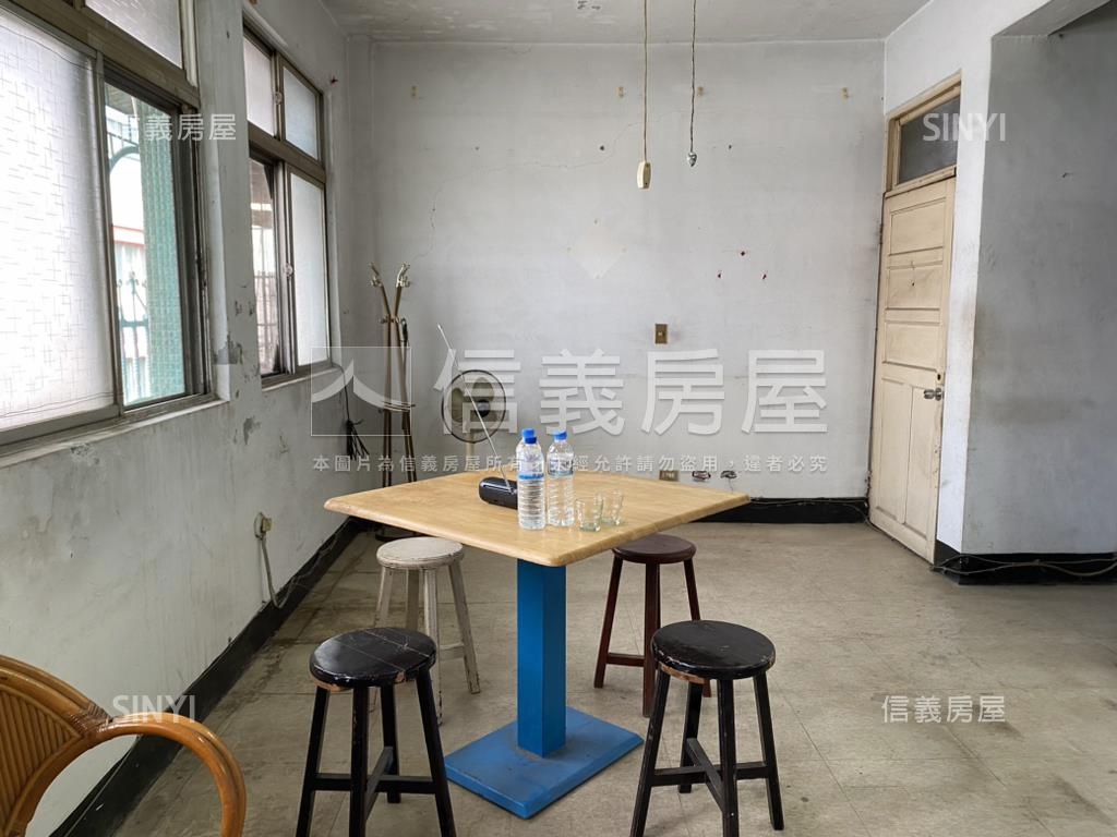 裕隆城商圈低總價大空間房屋室內格局與周邊環境