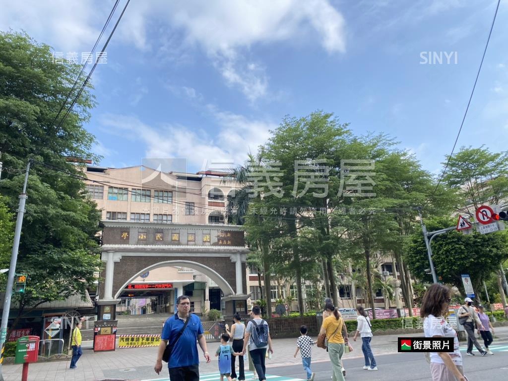 裕隆城商圈低總價大空間房屋室內格局與周邊環境