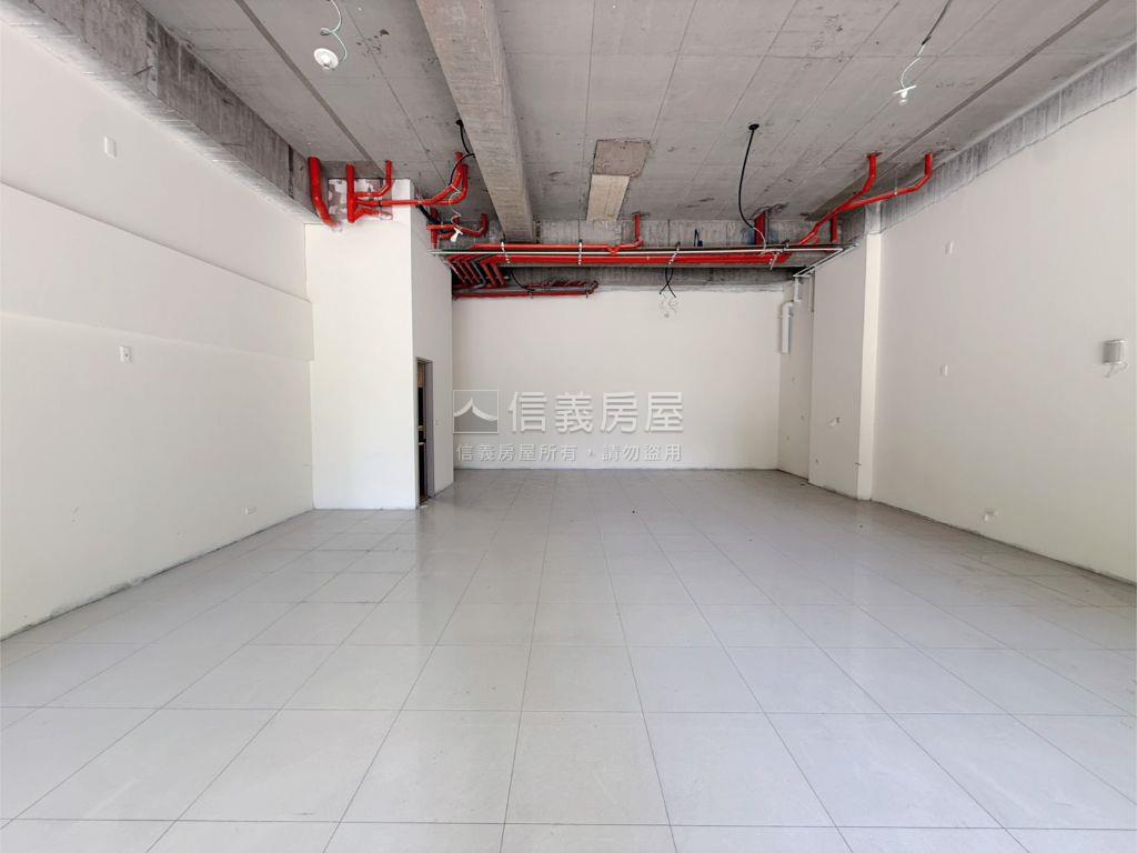 東區台中新站店面房屋室內格局與周邊環境