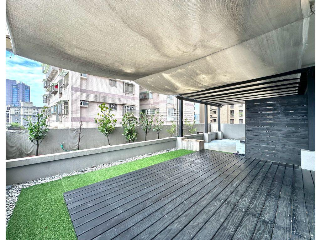 距北市一橋之隔電梯大三房房屋室內格局與周邊環境