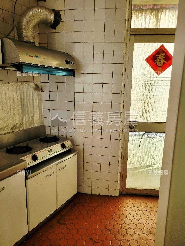 北士科明亮通風兩房房屋室內格局與周邊環境