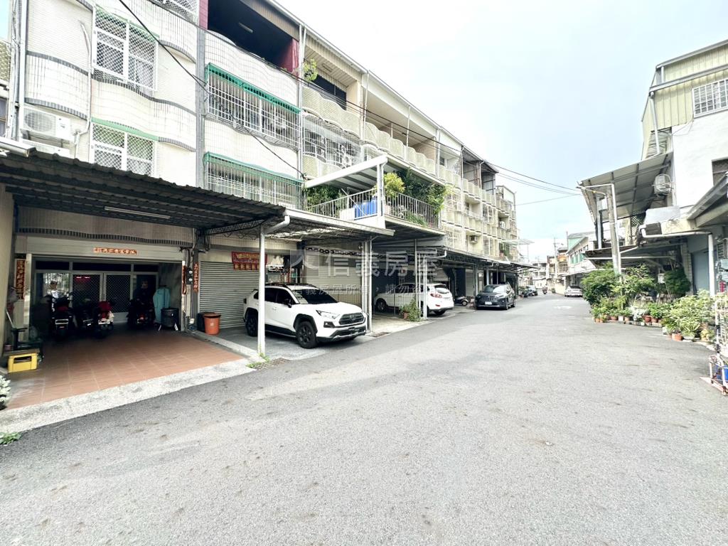 府安路近北區傳統透天房屋室內格局與周邊環境