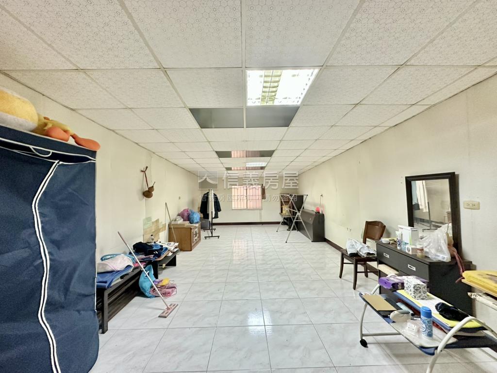 府安路近北區傳統透天房屋室內格局與周邊環境