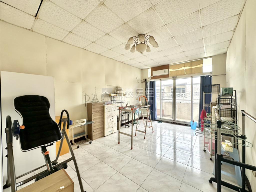 府安路近北區傳統透天房屋室內格局與周邊環境
