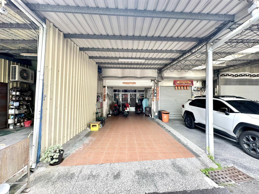 府安路近北區傳統透天房屋室內格局與周邊環境