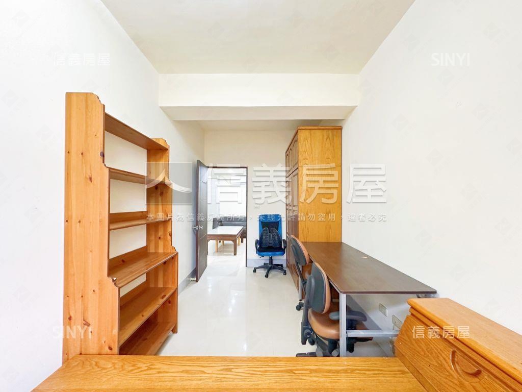 校園靜景黃金三樓宅房屋室內格局與周邊環境