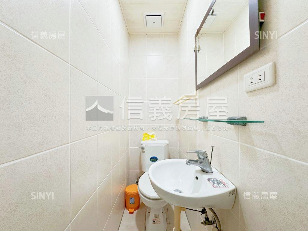 校園靜景黃金三樓宅房屋室內格局與周邊環境
