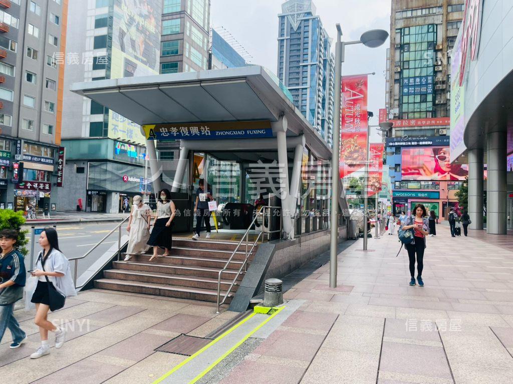 東區香檳ＳＯＧＯ精品套房房屋室內格局與周邊環境