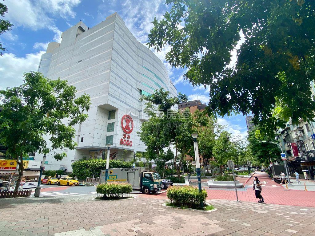 東區香檳ＳＯＧＯ精品套房房屋室內格局與周邊環境