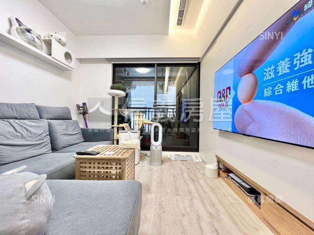 帝國頂客裝潢兩房車位房屋室內格局與周邊環境