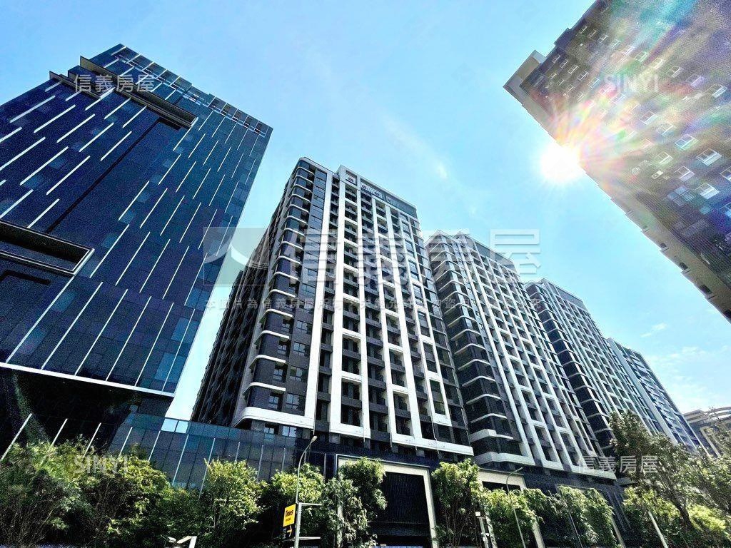 帝國頂客裝潢兩房車位房屋室內格局與周邊環境