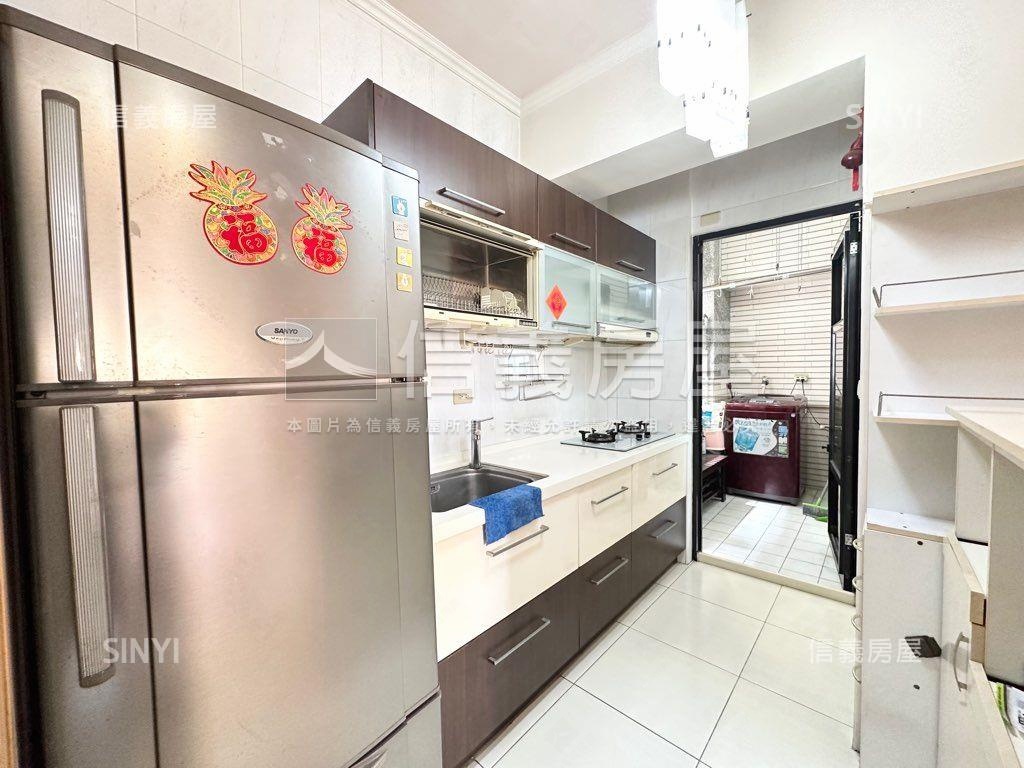 農１６強勢回歸質感２＋１房屋室內格局與周邊環境