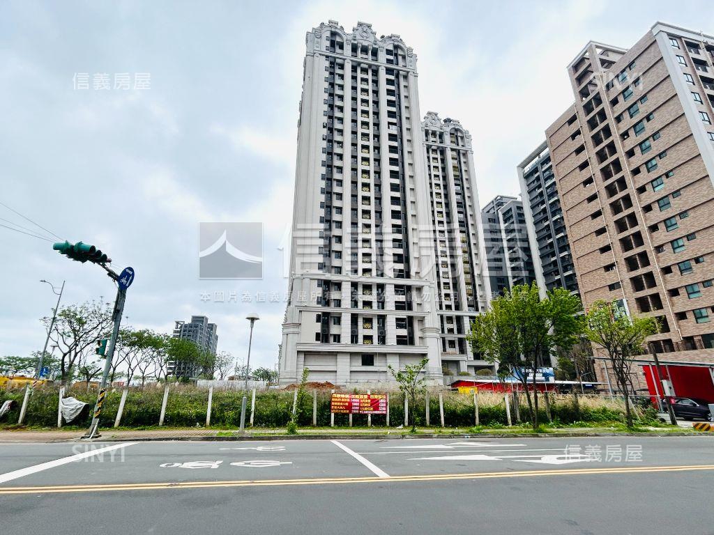 稀有溫莎堡兩房車位釋出房屋室內格局與周邊環境