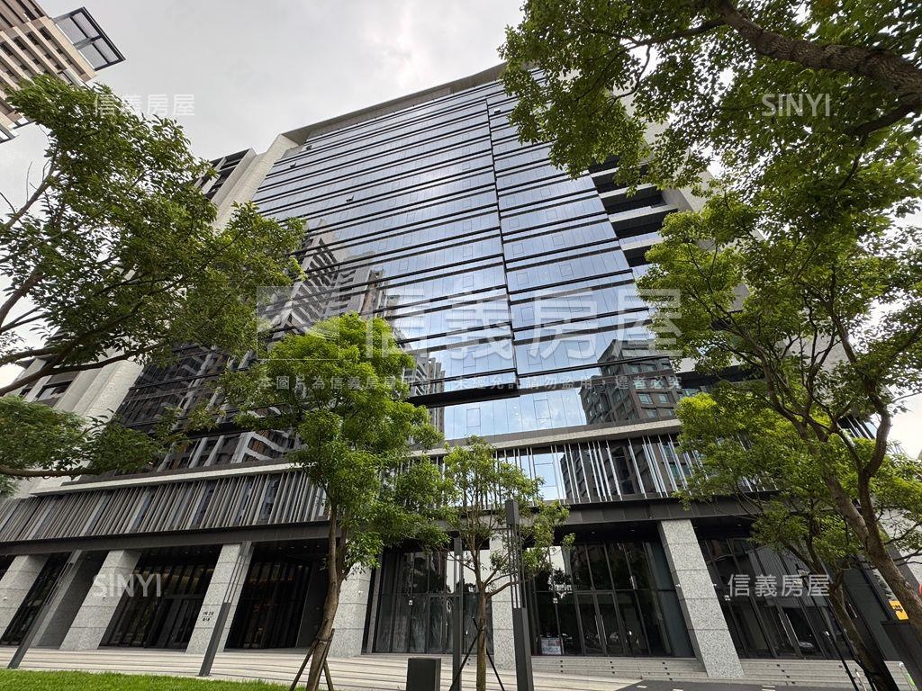 台灣科技Ａ辦高樓景觀三車房屋室內格局與周邊環境