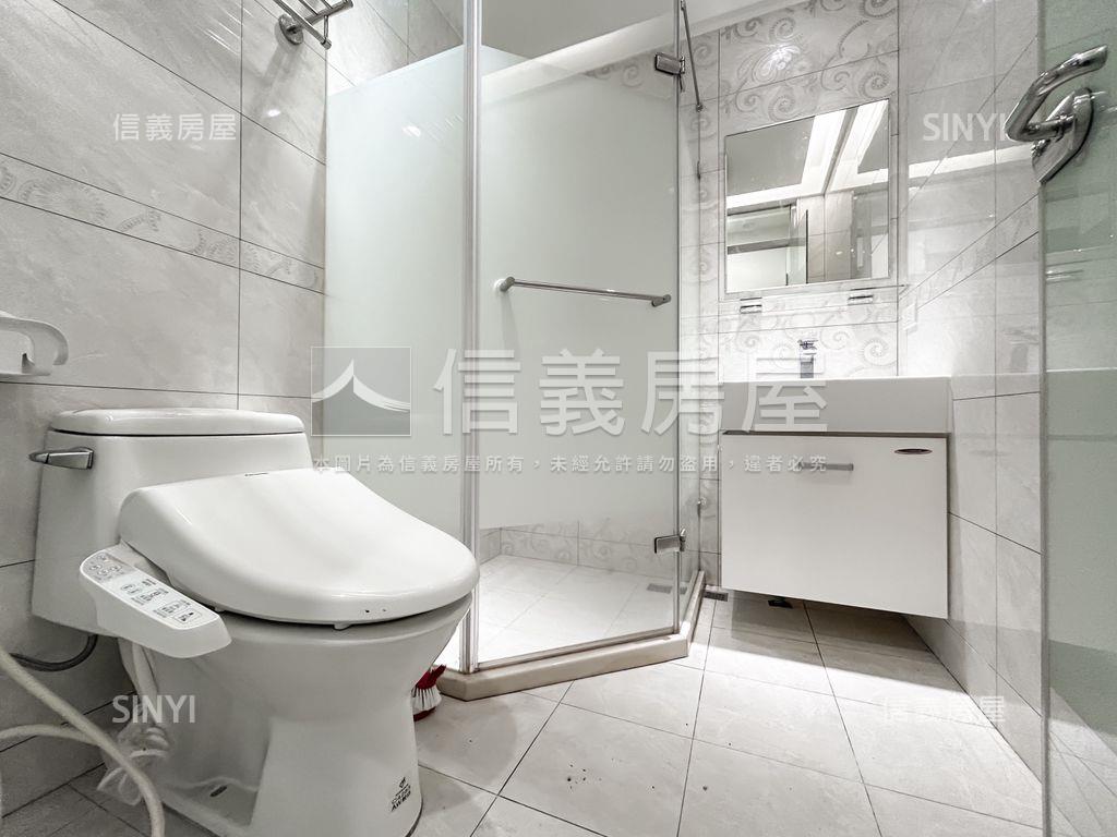 南港北流商圈邊間一樓房屋室內格局與周邊環境
