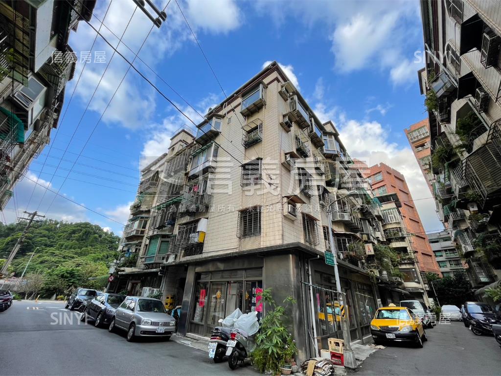 松山小城●綠意近鄰二樓房屋室內格局與周邊環境