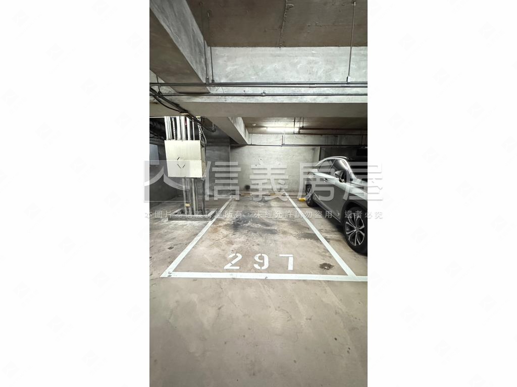 日月光高樓景觀帶車位房屋室內格局與周邊環境